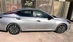 نيسان ألتيما